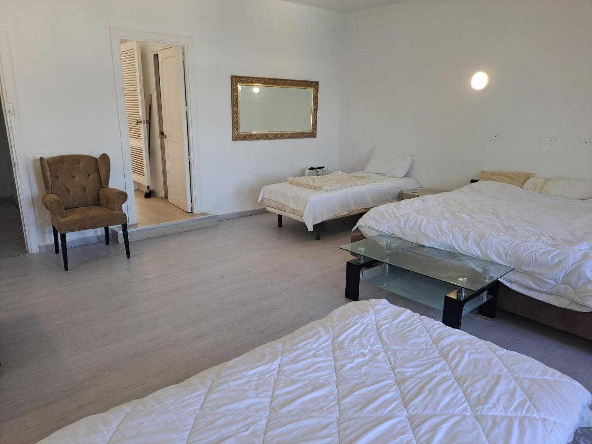 Private Suites In Huge Penthouse 1St Line Puerto Banus, Incredible Views, Jacuzzis Marbella Eksteriør bilde