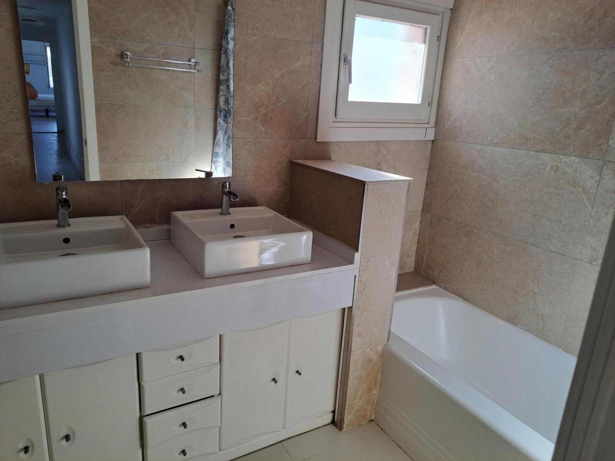 Private Suites In Huge Penthouse 1St Line Puerto Banus, Incredible Views, Jacuzzis Marbella Eksteriør bilde